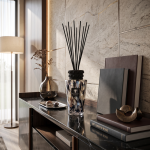 Totem 2L Black Pearls Luxury Bottle Diffuser Medium | NAA-TOTEMMPB-DIF - Image 2